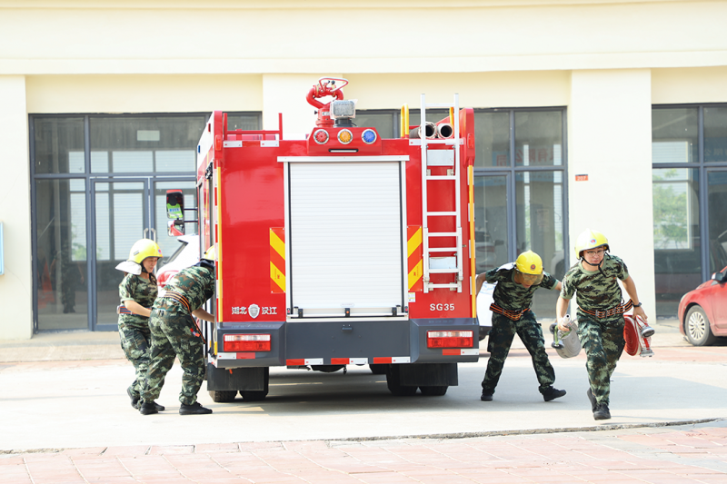 “呈昱安训受邀为长沙金霞物流园进行消防安全培训